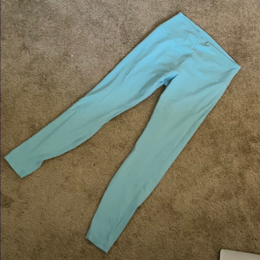GENTLY USED- RARE TIFFANY BLUE ALIGN 7/8 legging